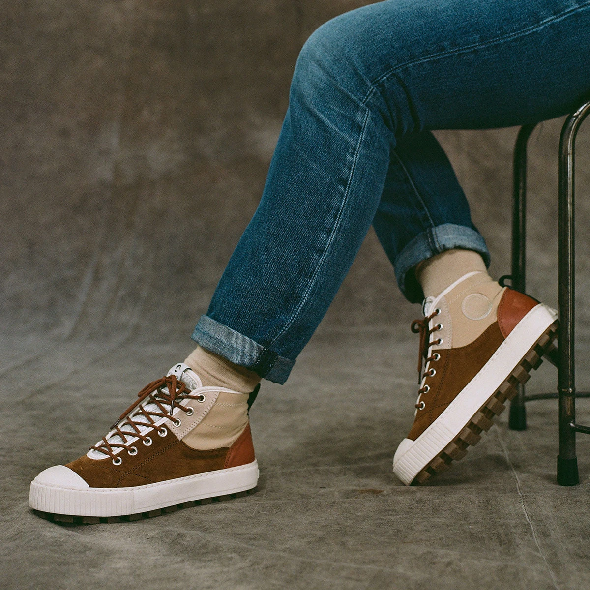 Pataugas ARAN M/MIXS F4H CAMEL/PECHE 4 Pataugas ARAN M/MIXS F4H CAMEL/PECHE – Image 2